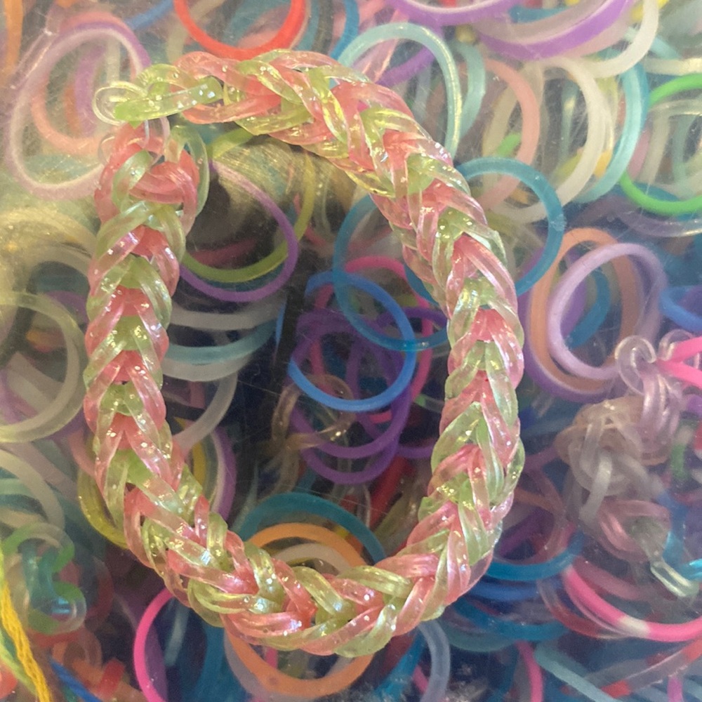 Lemonade loom bracelet fishtail